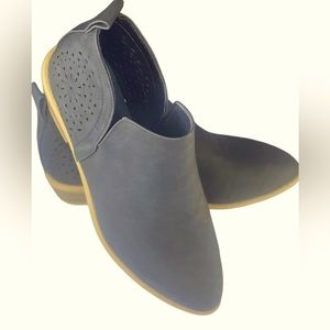 NWT Women’s Black Booties *exempt from $3 & $5 sale*